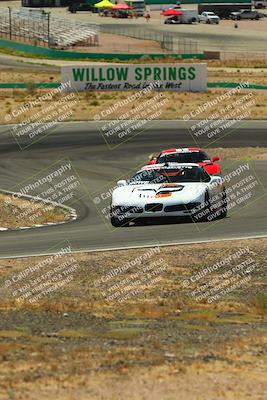 media/May-31-2025-CalClub SCCA (Sat) [[2c1a04e1ee]]/Qualifying/Group 4/Turn 4/